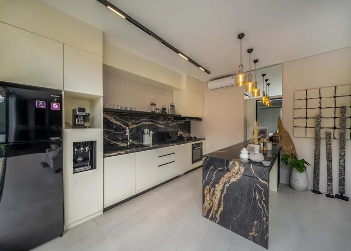 Villa Emerald Hill 1a Luxury 2br In